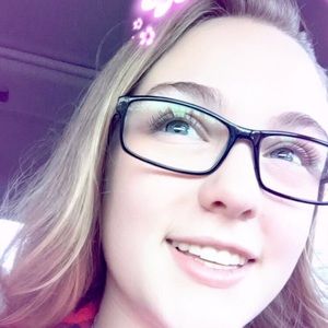 Meet your Posher, Kaitlyn